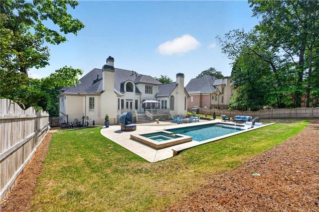 4164 Nobleman Point, Peachtree Corners, GA 30097