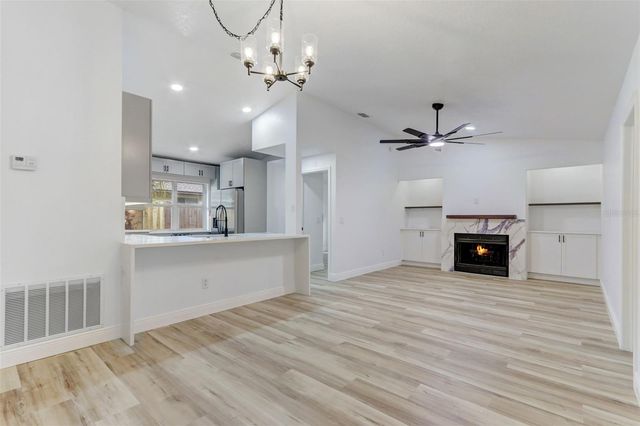 7711 LAKESIDE WOODS DRIVE, Orlando, FL 32810