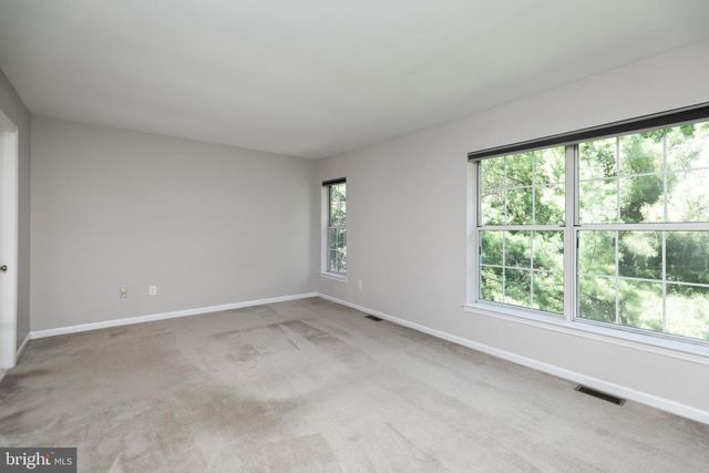 606 BENHAM CT, Newark, DE 19711