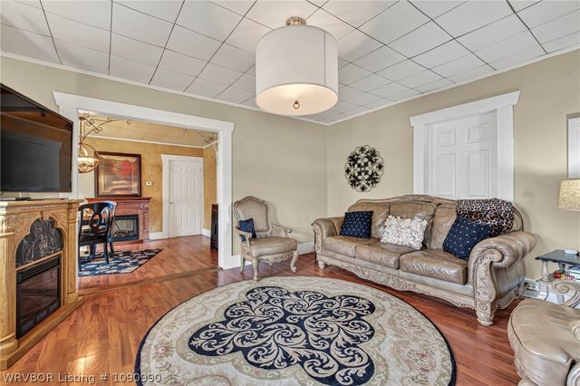 422 N 15th Street, Van Buren, AR 72956
