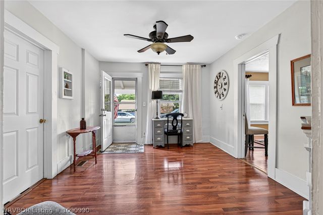 422 N 15th Street, Van Buren, AR 72956