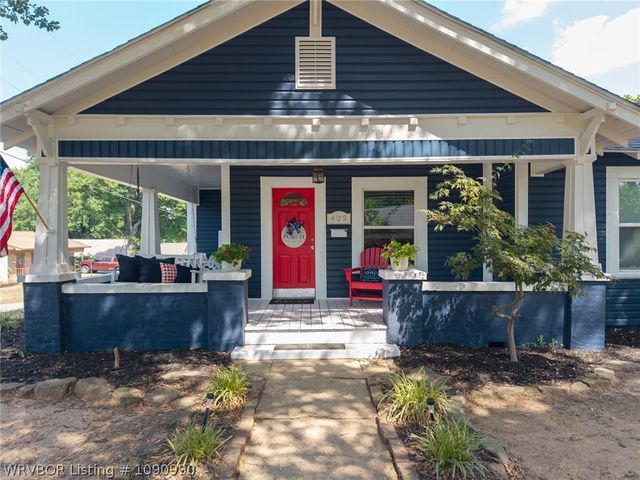 422 N 15th Street, Van Buren, AR 72956
