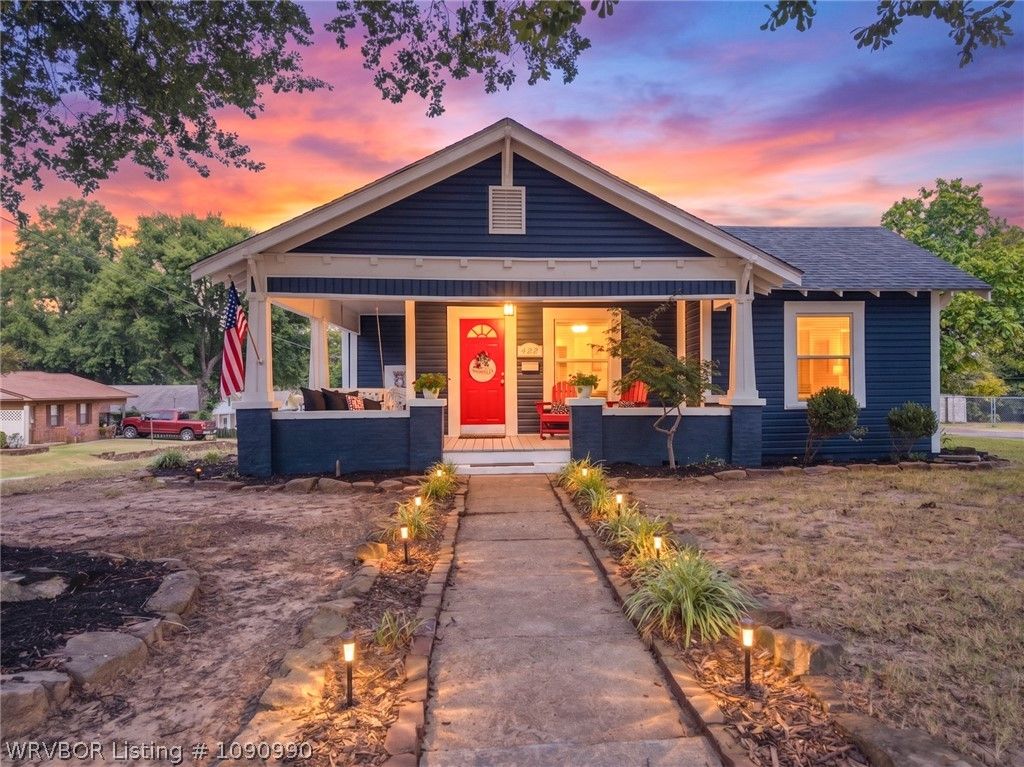 422 N 15th Street, Van Buren, AR 72956