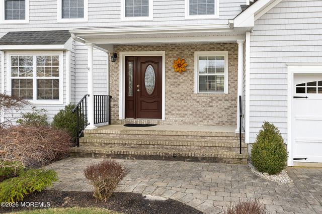 18 Rutgers Drive, Howell, NJ 07731