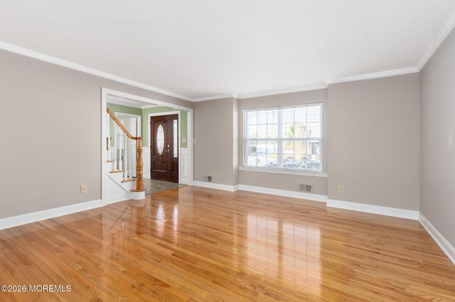 18 Rutgers Drive, Howell, NJ 07731