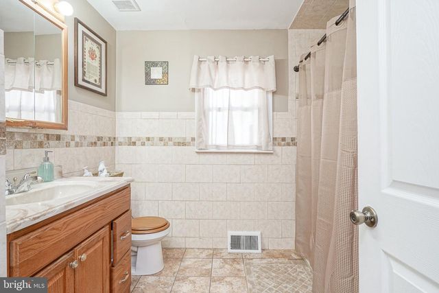 7 BRYN MAWR AVE AVE, Stratford, NJ 08084