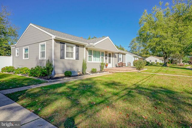 7 BRYN MAWR AVE AVE, Stratford, NJ 08084