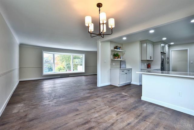 10369 Arborhill Lane, Evendale, OH 45241