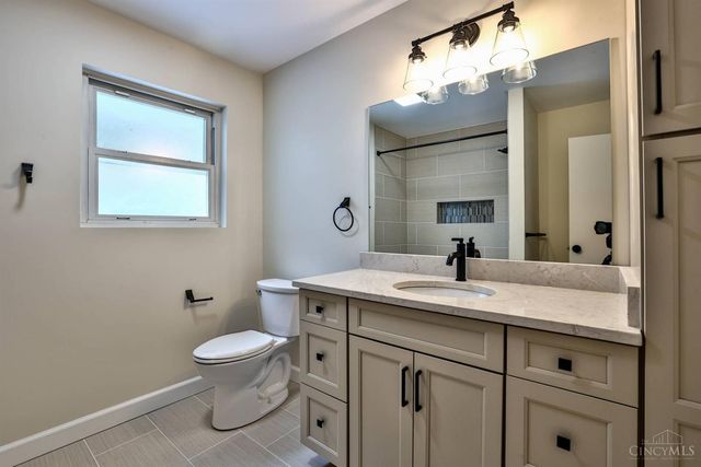 10369 Arborhill Lane, Evendale, OH 45241