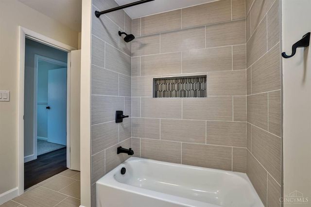 10369 Arborhill Lane, Evendale, OH 45241