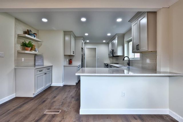 10369 Arborhill Lane, Evendale, OH 45241