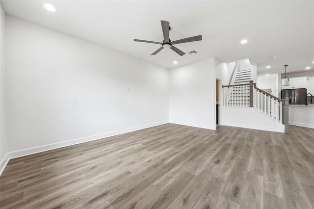 1020 FARMSTEAD STREET, Eustis, FL 32736