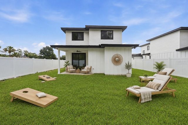 1020 FARMSTEAD STREET, Eustis, FL 32736