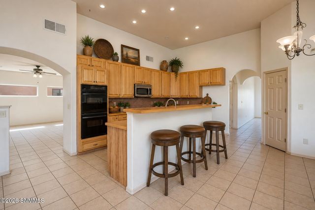 759 Stone Canyon Drive, Las Cruces, NM 88011