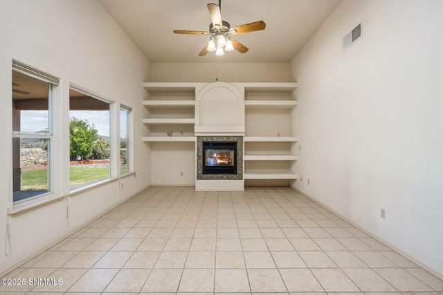 759 Stone Canyon Drive, Las Cruces, NM 88011