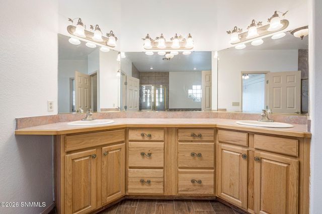 759 Stone Canyon Drive, Las Cruces, NM 88011