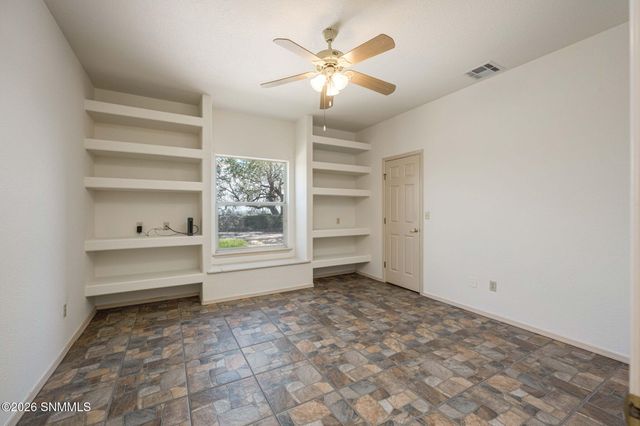 759 Stone Canyon Drive, Las Cruces, NM 88011