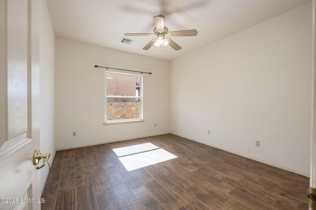759 Stone Canyon Drive, Las Cruces, NM 88011