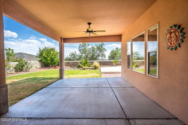 759 Stone Canyon Drive, Las Cruces, NM 88011