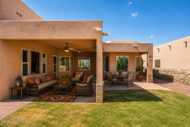 759 Stone Canyon Drive, Las Cruces, NM 88011
