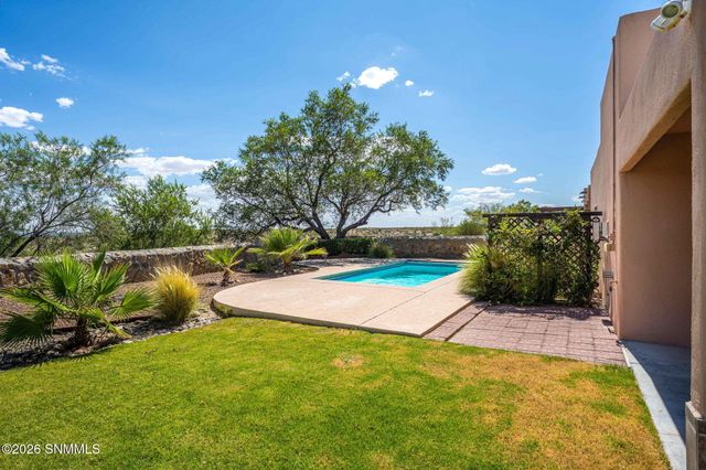 759 Stone Canyon Drive, Las Cruces, NM 88011