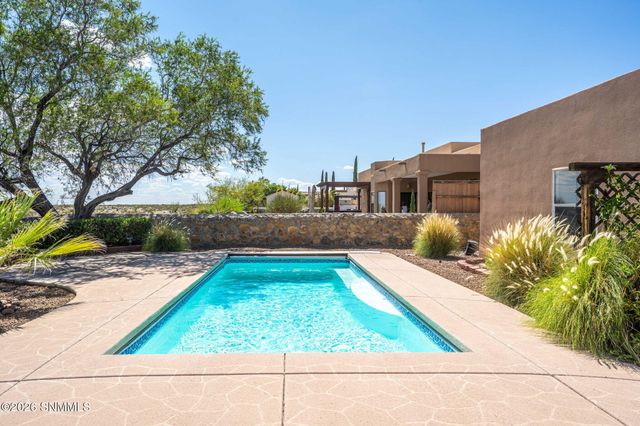 759 Stone Canyon Drive, Las Cruces, NM 88011