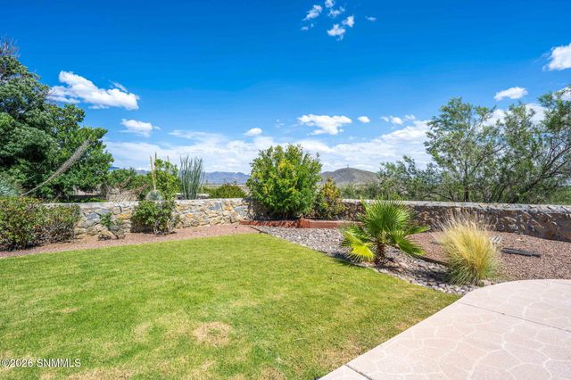 759 Stone Canyon Drive, Las Cruces, NM 88011