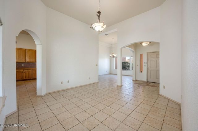 759 Stone Canyon Drive, Las Cruces, NM 88011