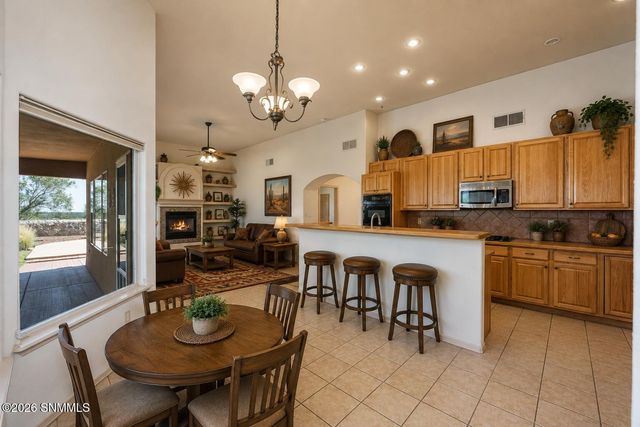 759 Stone Canyon Drive, Las Cruces, NM 88011