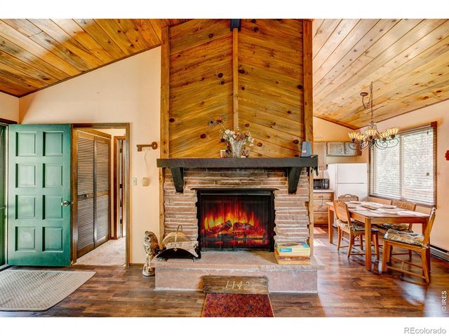 1142 Streamside Drive, Glen Haven, CO 80532