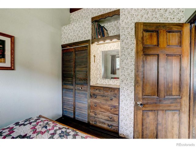 1142 Streamside Drive, Glen Haven, CO 80532