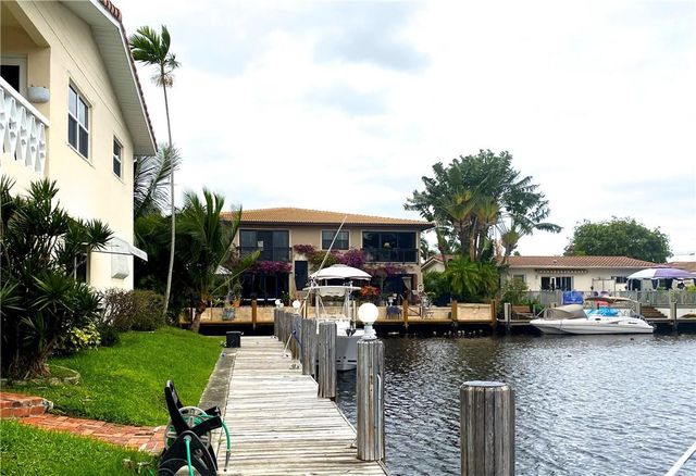 2591 NE 55 Court 105, Fort Lauderdale, FL 33308