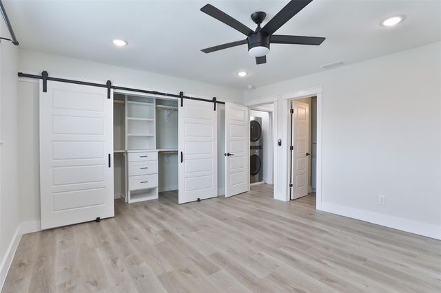 9511 Fondren Road, Houston, TX 77074