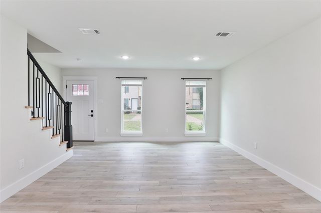 9511 Fondren Road, Houston, TX 77074