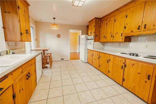 103 Washington Road, Pittsford, NY 14534