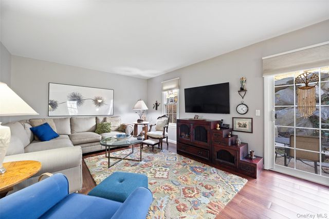 93 Carrollwood Drive 93, Tarrytown, NY 10591