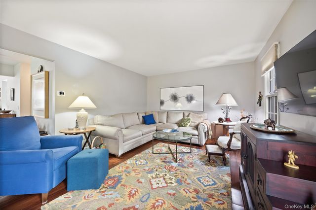 93 Carrollwood Drive 93, Tarrytown, NY 10591