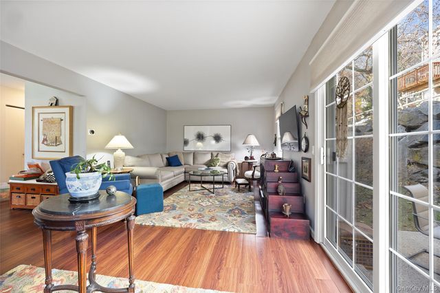 93 Carrollwood Drive 93, Tarrytown, NY 10591