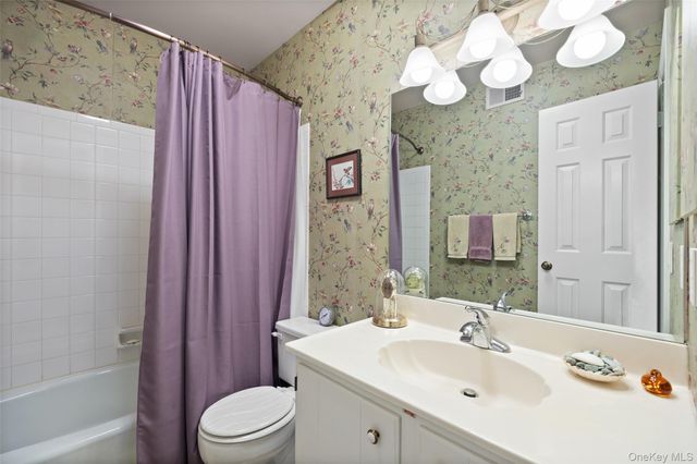 93 Carrollwood Drive 93, Tarrytown, NY 10591