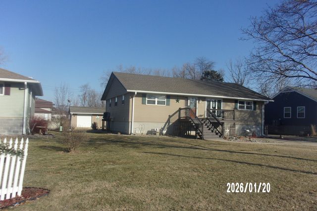 120 W Herron Court, Watseka, IL 60970