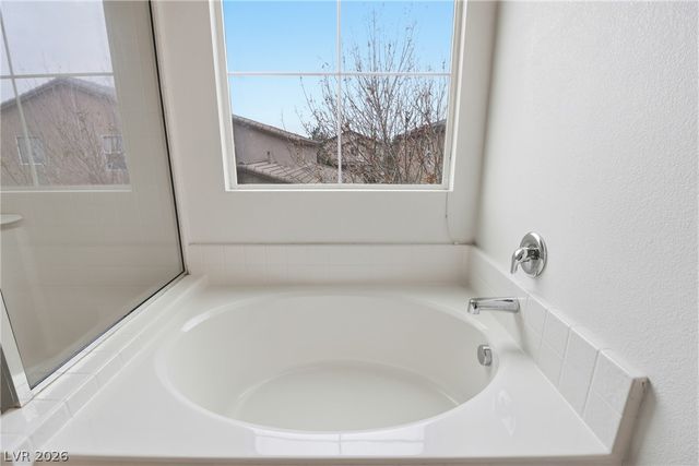 10441 Mount Washington Avenue, Las Vegas, NV 89166