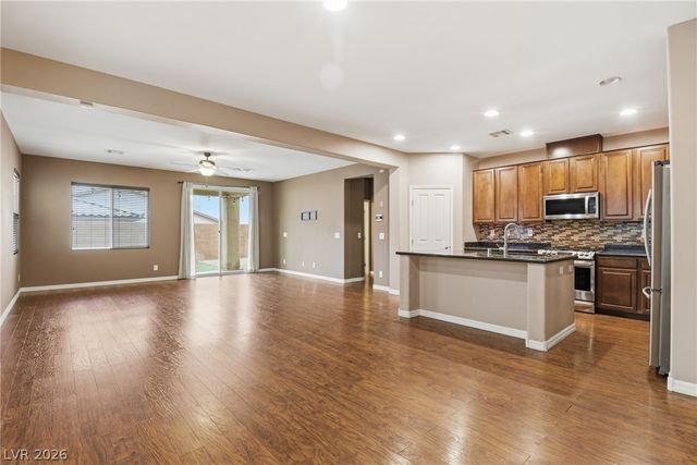 10441 Mount Washington Avenue, Las Vegas, NV 89166