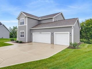 N56W24051 Daisy COURT, Sussex, WI 53089