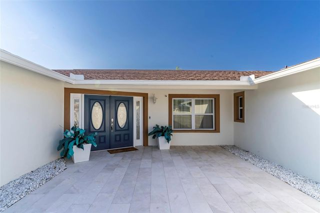 320 HARBOR PASSAGE, Clearwater Beach, FL 33767