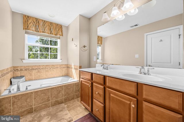 13649 ROCKINGHAM LN, Gainesville, VA 20155