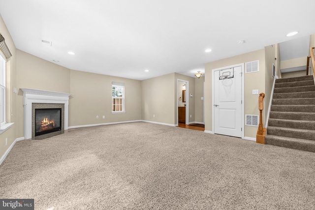 13649 ROCKINGHAM LN, Gainesville, VA 20155