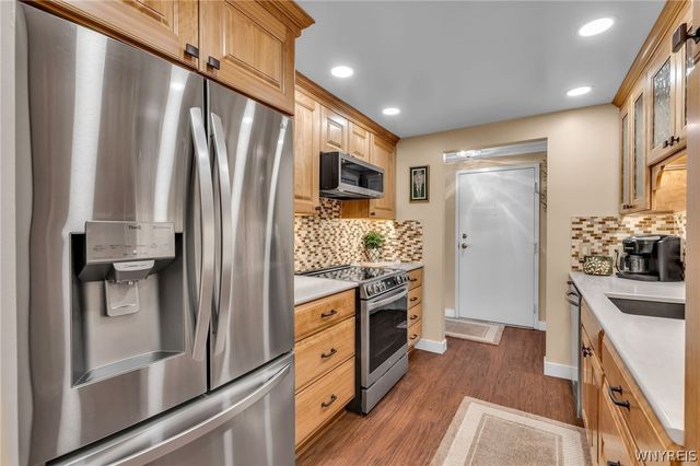 60 Hamlin 4, Amherst, NY 14221