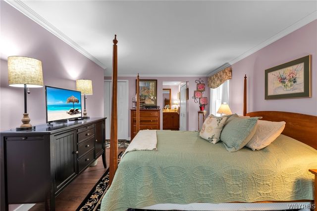 60 Hamlin 4, Amherst, NY 14221