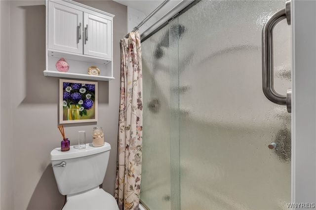 60 Hamlin 4, Amherst, NY 14221
