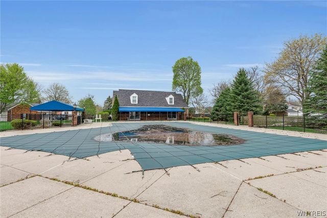 60 Hamlin 4, Amherst, NY 14221